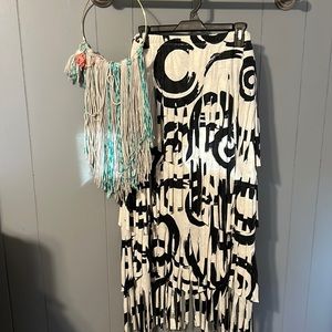 Black & White “Carwash” Skirt!